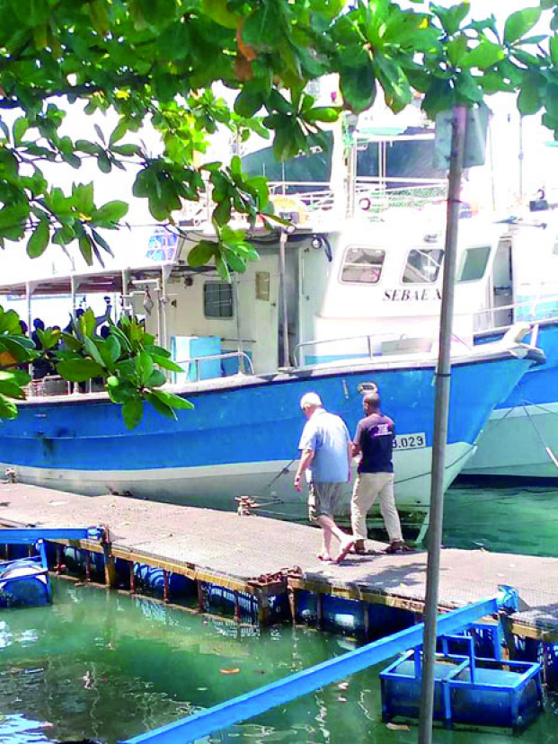 Côte-Est - Perdu, un bateau de pêche réapparait avec son équipage