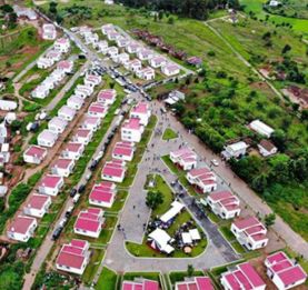 Cité "Soa Iadanana"  - 55 logements sociaux inaugurés à Manazary