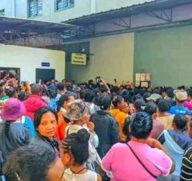 Coût de la crise - L'instabilité politique entrave l'économie