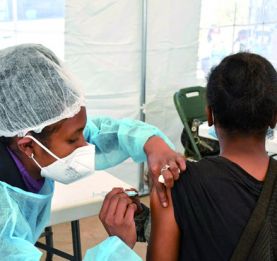 Vaccin anti-Covid-19 - Les bénéficiaires chutent à 5 000 par jour 