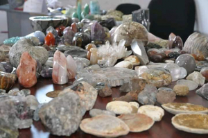 Trafic de produits miniers - Saisie record de 55 tonnes de pierres ornementales