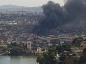 Incendie à  Manarintsoa  - Isotry -  15 maisonnettes partent en flammes