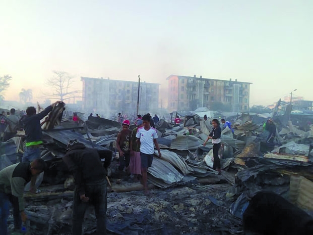 « Bazar kely » Toamasina - Détruit à 80 % par un incendie