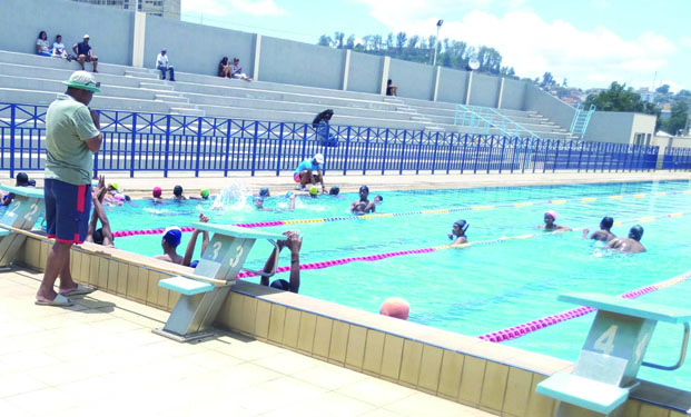 Examen du baccalauréat - La natation débute les épreuves d'EPS