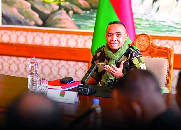 Refondation -&nbsp;Le chef de l&rsquo;&Eacute;tat reconna&icirc;t une guerre intestine