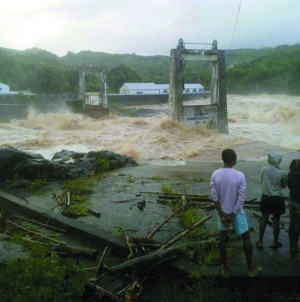 Tempête tropicale Dumako  2 personnes portées disparues, 891 sinistrés 