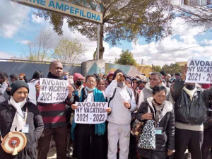 Examen du baccalauréat - Manifestation à Ampefiloha, le ministère réagit !
