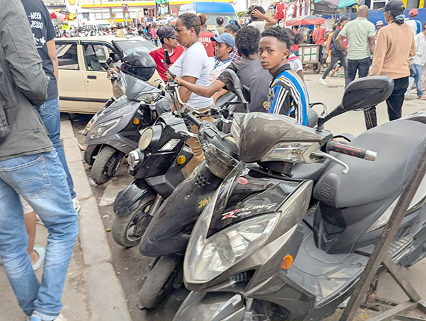 Embouteillages de fin d&rsquo;ann&eacute;e -&nbsp;Les deux roues fortement sollicit&eacute;es!