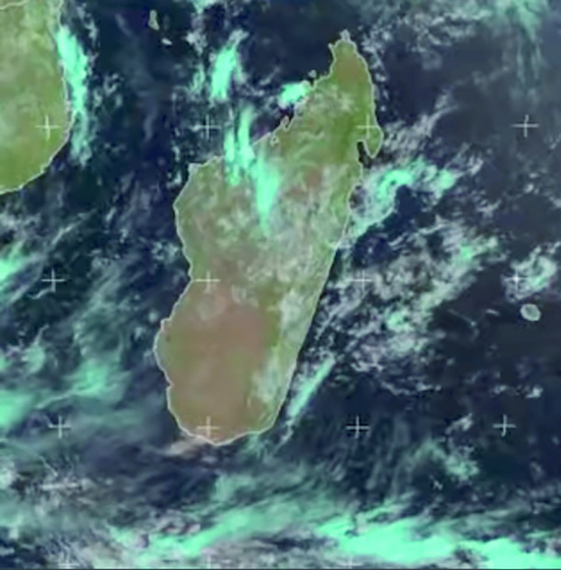 M&eacute;t&eacute;o -&nbsp;F&ecirc;te de No&euml;l bien arros&eacute;e&nbsp;