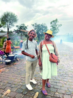 « Myh en Mbalait » - Un duo d&#039;influenceurs en vogue sur Facebook