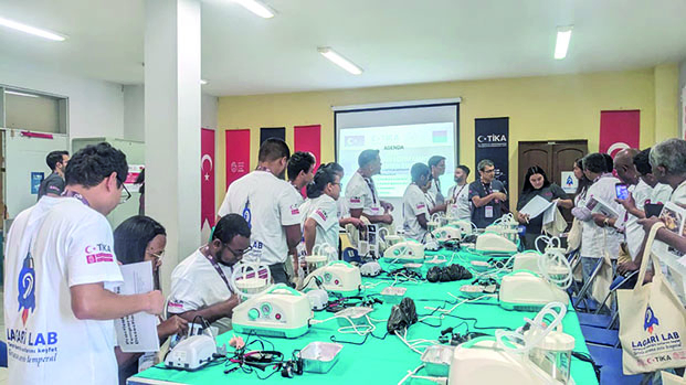 ORL - Les chirurgiens malagasy se forment sur des maquettes 3D 