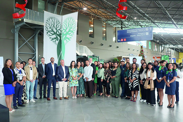 Ravinala Airports -&nbsp;&laquo; Dendrophile &raquo; transforme l&rsquo;a&eacute;roport en espace culturel