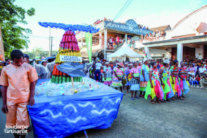 Carnaval des baleines - Sainte-Marie au-devant de la scène touristique