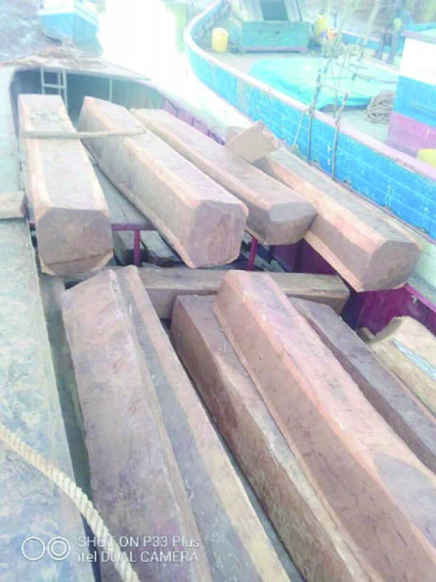 Transport illégal de bois précieux - Un boutre intercepté dans le District de Marovoay