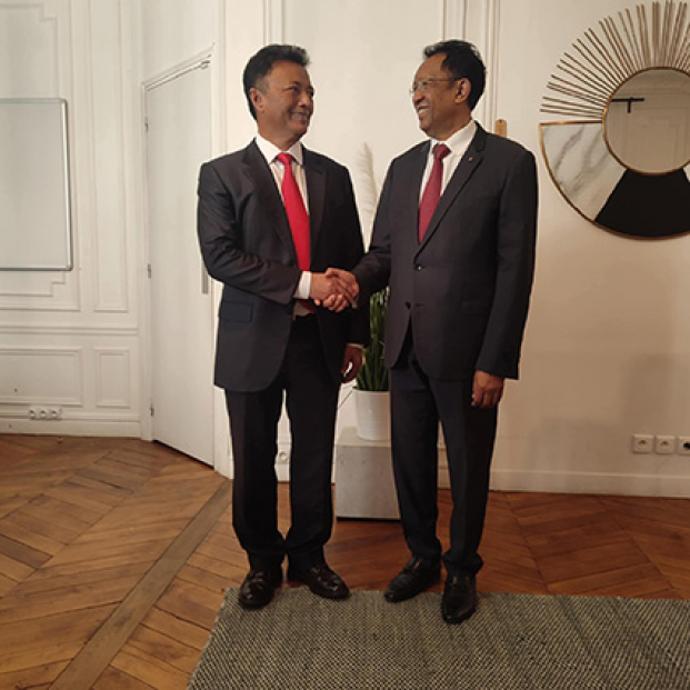 Ravalomanana et Rajaonarimampianina - Une honte pour le pays