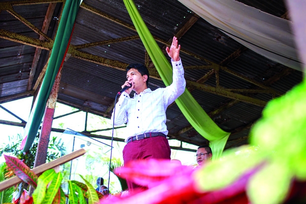 Industrie sucrière de Brickaville - Andry Rajoelina siffle la fin des conflits