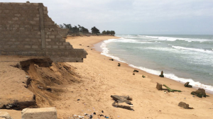  Des villages engloutis par la mer, une tragédie des zones côtières