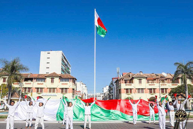 Fête de l’indépendance - Le Président appelle les citoyens à hisser le drapeau national  