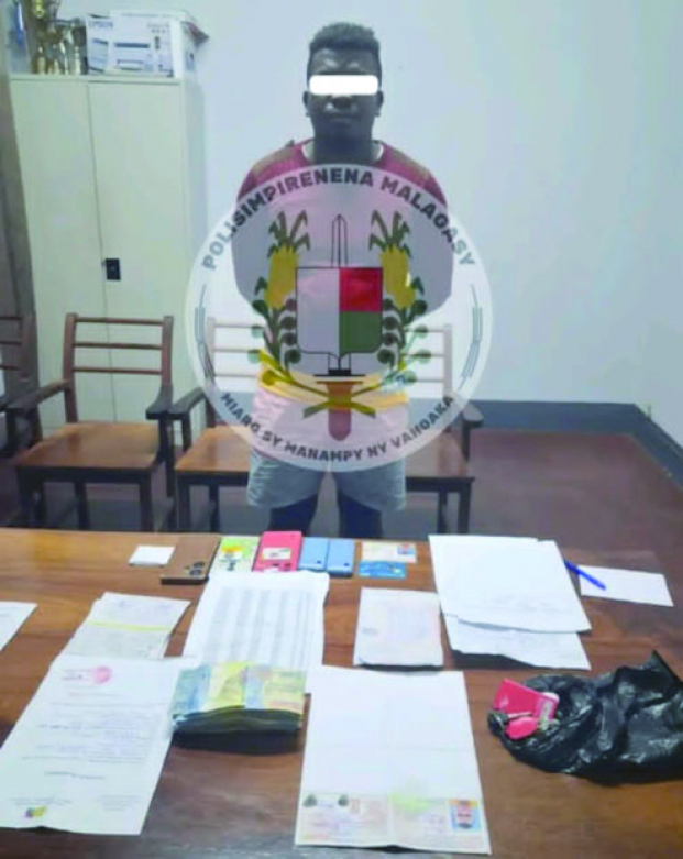 Emploi fictif &agrave; Maurice -&nbsp;Un arnaqueur soutire 5 millions d'ariary &agrave; sa victime