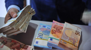 Sortie de devises - Plafond de 10 000 euros pour les voyageurs
