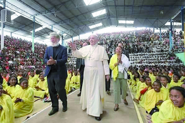 Reconnaissance mondiale - Père Pedro nominé pour recevoir le prix Nobel de la paix