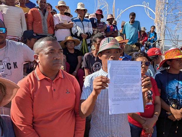 Les propri&eacute;taires du terrain &agrave; Laniera brisent le silence 