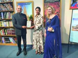 Ambassade de l&#039;Inde à Madagascar - Une plaque dédiée à une philosophie indienne