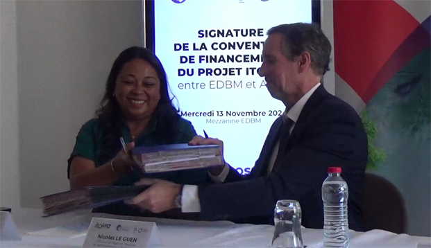 La DG de l’EDBM échangeant avec le directeur de l’AFD Madagascar