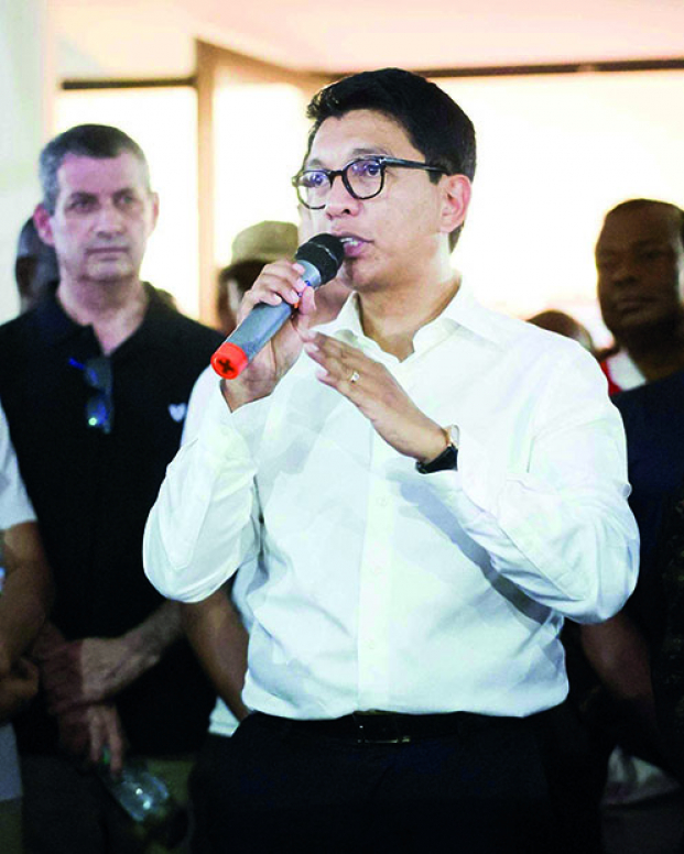 Gouvernement - Nosy Be, capitale du pays pendant quelques jours 