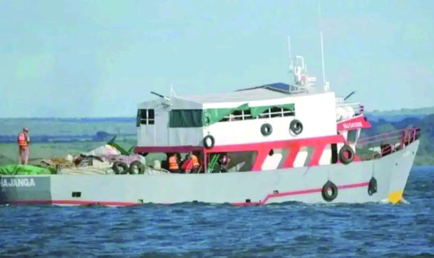 Disparition d&#039;un navire dans l&#039;Ouest - Le sort de ses 19 passagers inconnu