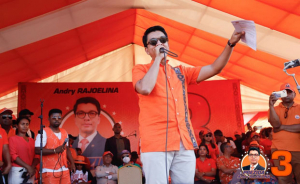 Andry Rajoelina dans l’Atsimondrano - « La majorité des Malagasy auront leur propre terrain »