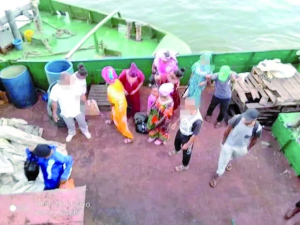 Bateau clandestin intercepté aux Comores - 11 passagers malagasy arrêtés